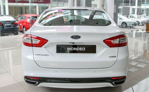  ảnh ford mondeo 2015 tại malaysia 