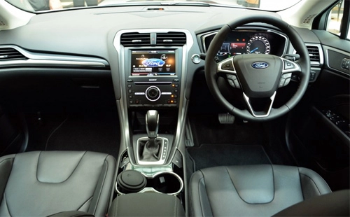  ảnh ford mondeo 2015 tại malaysia 