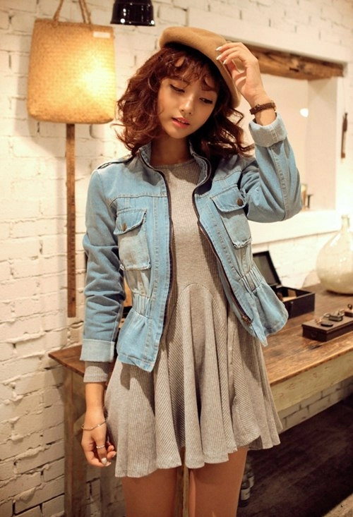 Áo khoác denim đón rét nàng bân