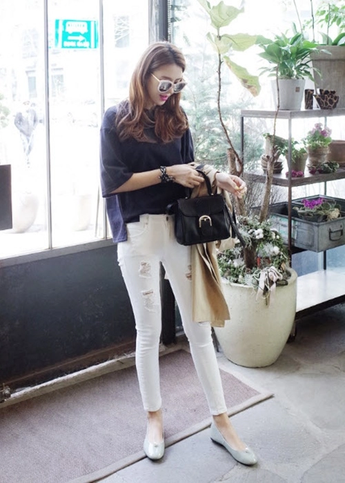 Áo không cổ duyên dáng tới công sở