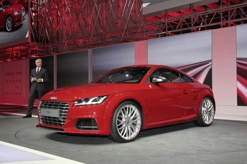 Audi tts 2015 sắc nét và mạnh mẽ