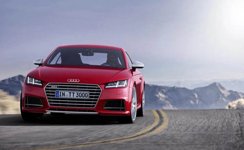 Audi tts 2015 sắc nét và mạnh mẽ