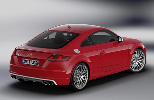 Audi tts 2015 sắc nét và mạnh mẽ