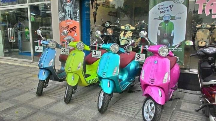 Bài đánh giá xe vespa sprintprimavera abs 2017 mới nhất hiện nay