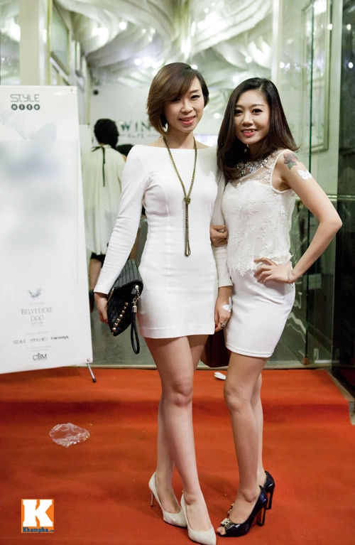 Bạn trẻ hà thành sành điệu với sắc trắng