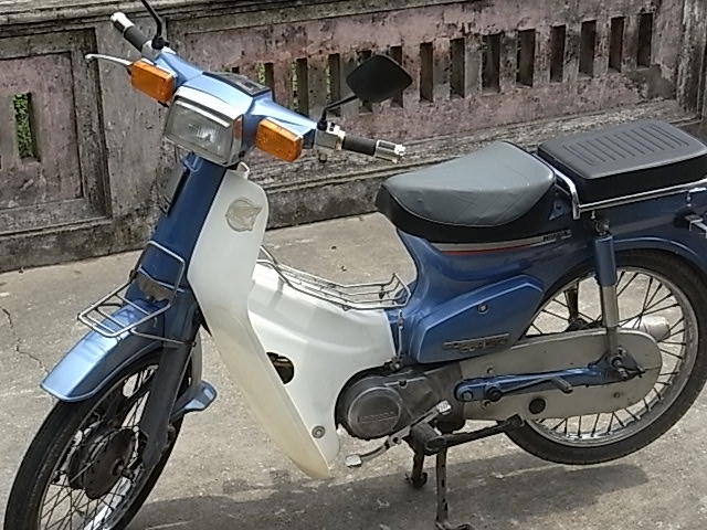 Bán xe máy honda cub 82 kim vàng giọt lệ hơi 50cc