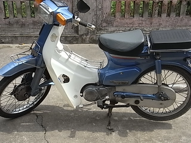 Bán xe máy honda cub 82 kim vàng giọt lệ hơi 50cc