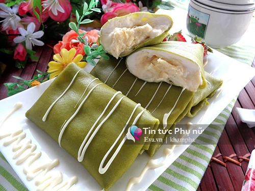 Bánh crepe trà xanh sầu riêng chuẩn vị