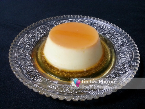 Bánh flan caramel mềm mịn thanh mát cuối tuần