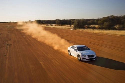 Bentley continental gt speed quá nhanh quá nguy hiểm