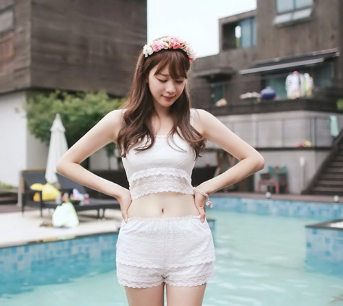 Bí kíp mặc đồ xuyên thấu không phản cảm