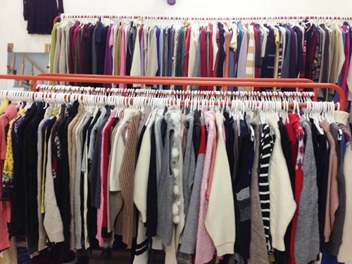 Bí quyết chọn mua quần áo cũ mùa đông