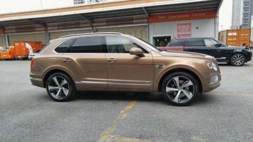 Cận cảnh bentley bentayga đầu tiên tại việt nam