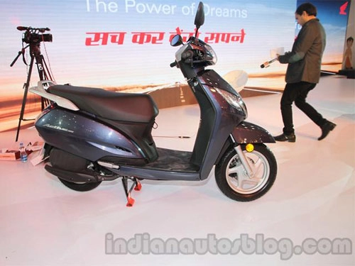 Cận cảnh xe tay ga honda activa mới