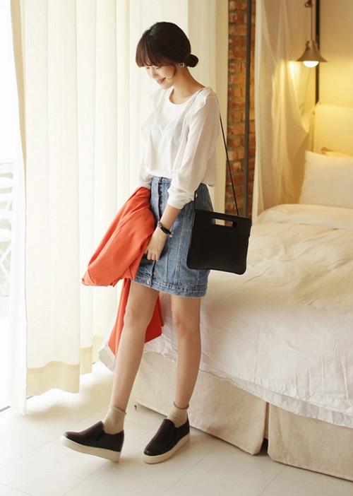 Chân váy đẹp cho nữ công sở ngày hửng nắng