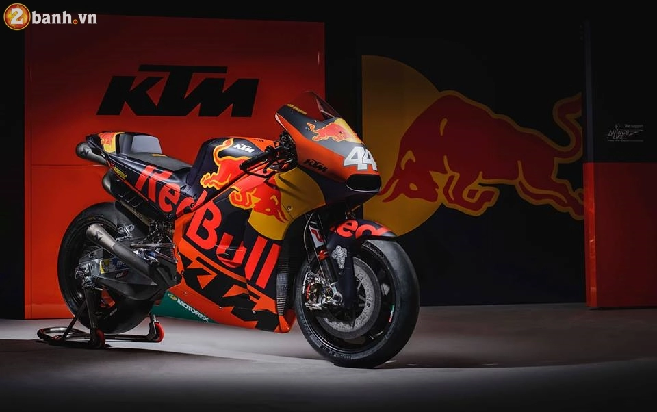 Chiêm ngưỡng cận cảnh xe đua ktm rc16 trước thềm mùa giải motogp 2017