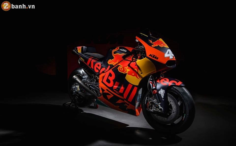 Chiêm ngưỡng cận cảnh xe đua ktm rc16 trước thềm mùa giải motogp 2017