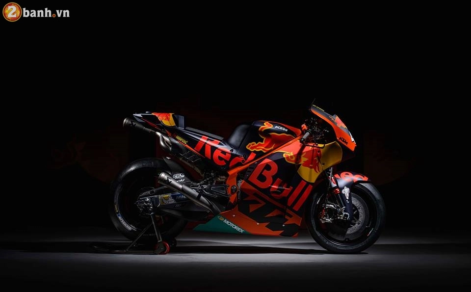 Chiêm ngưỡng cận cảnh xe đua ktm rc16 trước thềm mùa giải motogp 2017