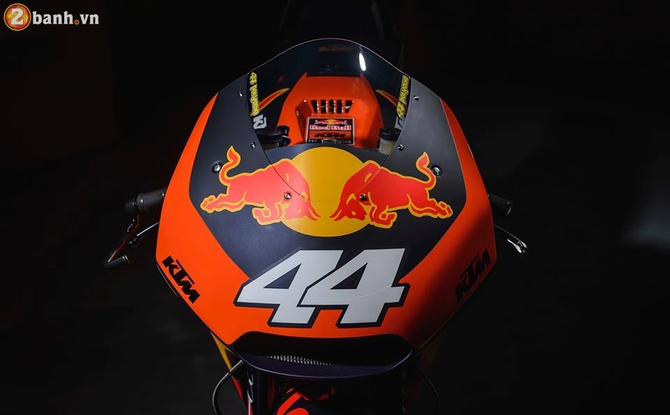 Chiêm ngưỡng cận cảnh xe đua ktm rc16 trước thềm mùa giải motogp 2017