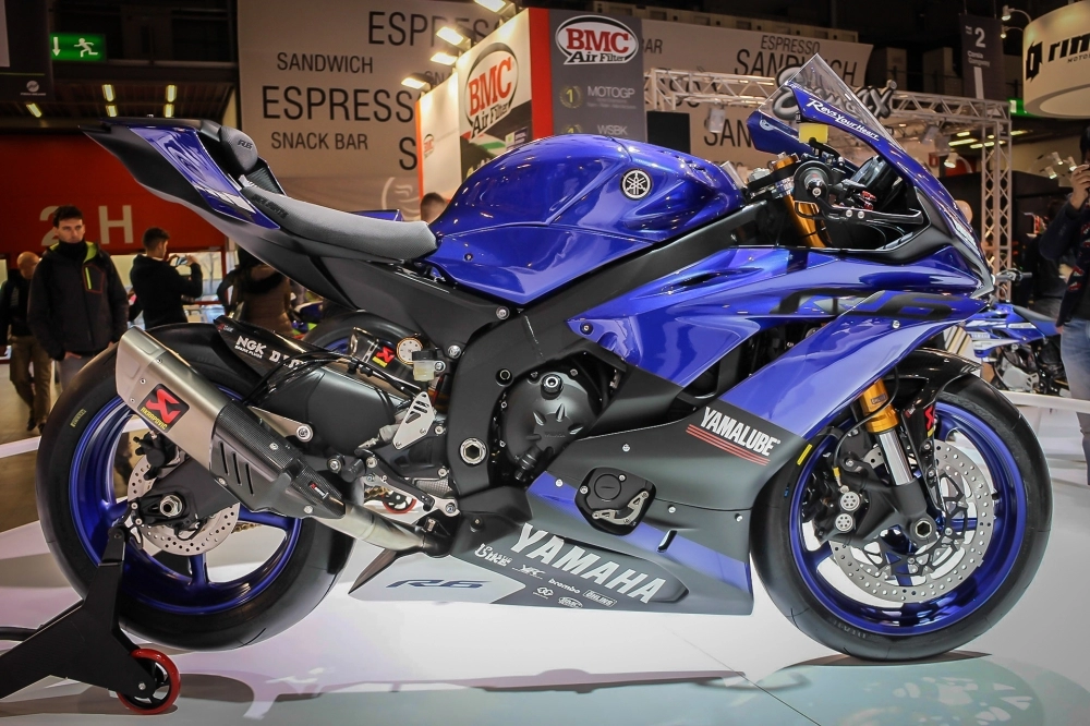 Chiêm ngưỡng cận cảnh yamaha r6 2017 tại triển lãm eicma 2016