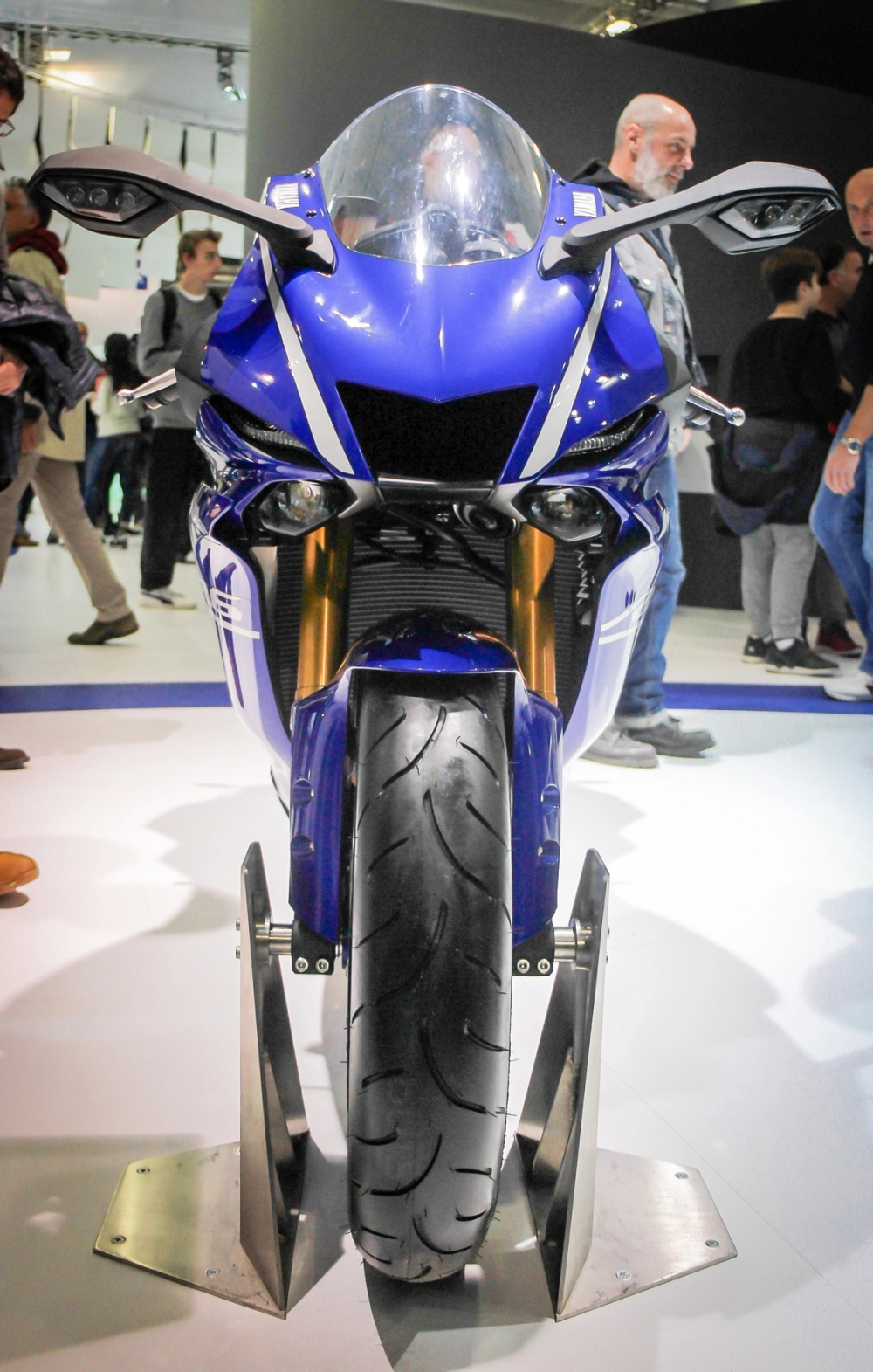 Chiêm ngưỡng cận cảnh yamaha r6 2017 tại triển lãm eicma 2016