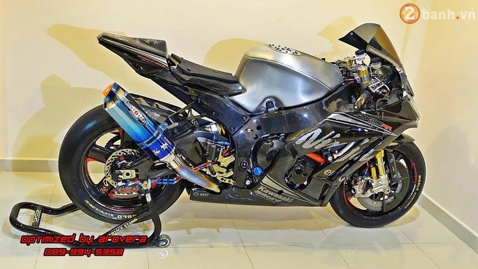 Choáng ngợp với chiếc kawasaki ninja zx-10r độ chất hơn cả phiên bản đường đua