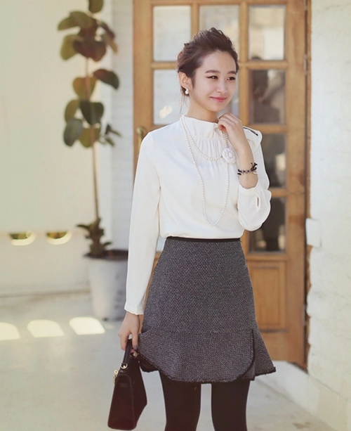 Chọn chân váy cho nữ công sở mùa này