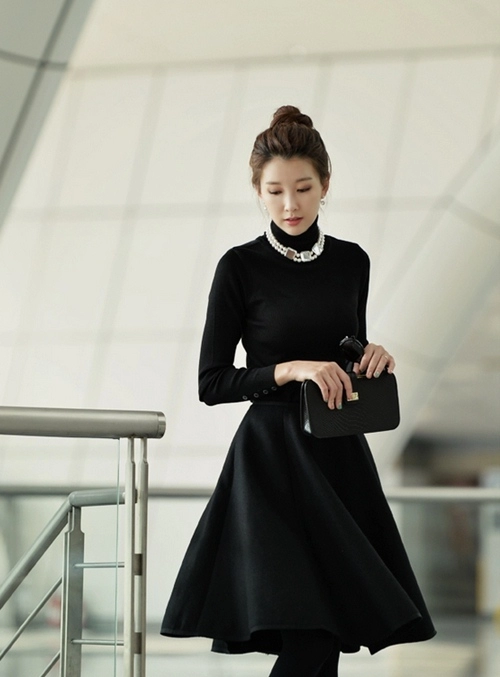 Chọn chân váy cho nữ công sở mùa này
