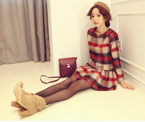 Chọn dáng bốt cho đôi chân thon nhỏ