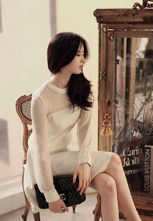 Chọn váy đẹp ghi điểm trong lần hẹn đầu