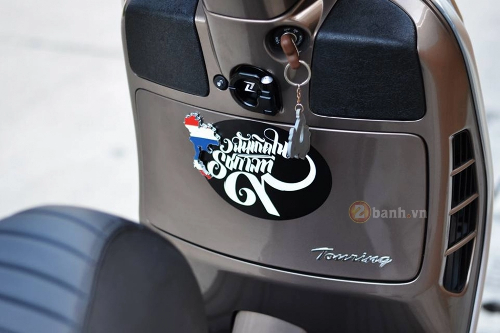 Chùm ảnh vespa gts300 abs độ pô