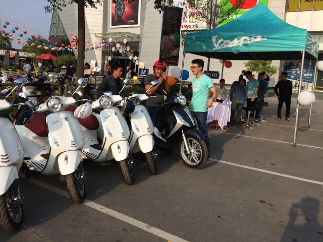 Chương trình lái thử xe tại savico megamall long biên và nhận quà từ piaggio topcom