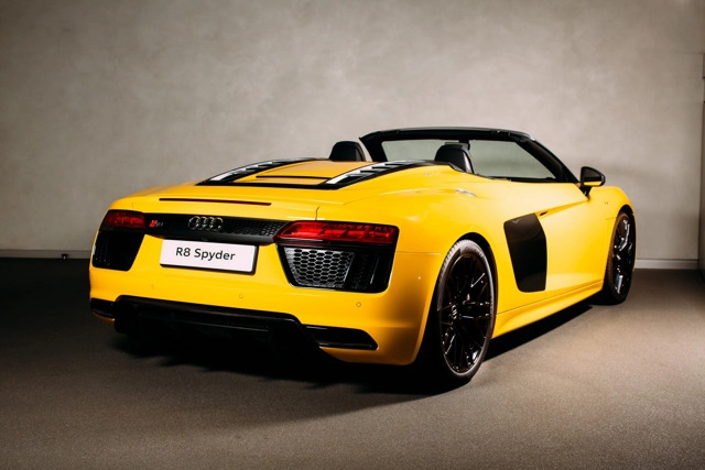 Công bố giá audi r8 spyder 2017