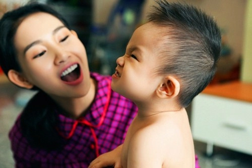 Cuộc sống giản dị của bà mẹ đơn thân xinh đẹp thanh trúc