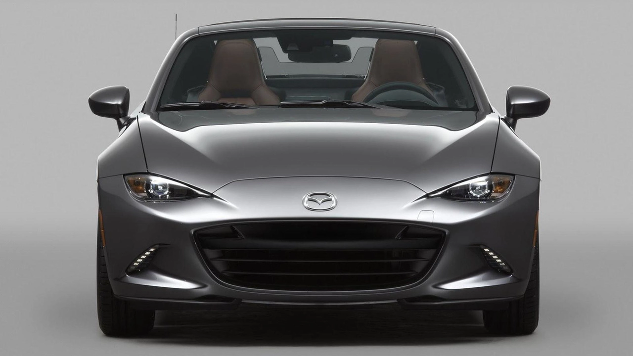 Đã có giá mazda mx-5 rf