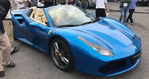 Dân chơi hà nội mạnh tay đưa ferrari 488 spider về việt nam