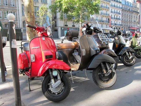  dàn vespa khoe sắc ở paris 