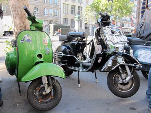  dàn vespa khoe sắc ở paris 