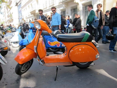  dàn vespa khoe sắc ở paris 