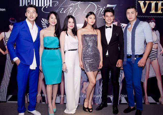 Đêm hội chân dài mẫu 10 nước hội ngộ