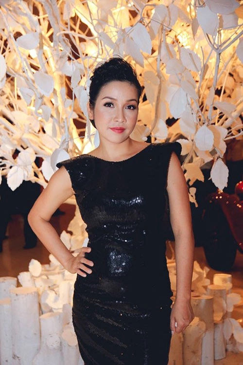 Diva việt người bốc lửa kẻ kín kẽ