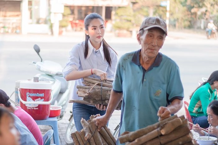 Đỗ mỹ linh huyền my chính là hai trong số 64 hoa hậu đẹp nhất thế giới