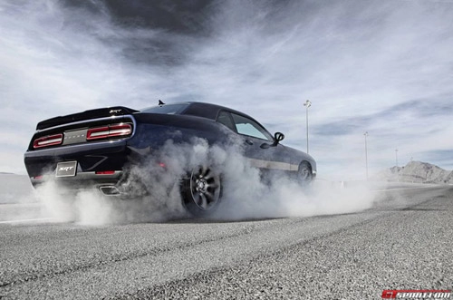 Dodge challenger srt hellcat 2015 cực đắt hàng