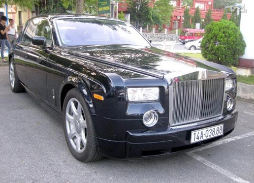 Đội rolls royce biển quý tộc đất quảng ninh