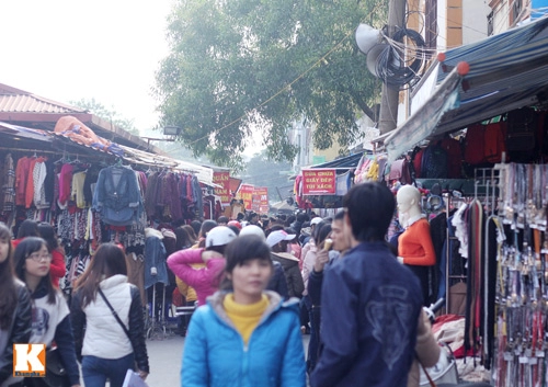 Đột nhập các khu chợ siêu rẻ ở hà nội