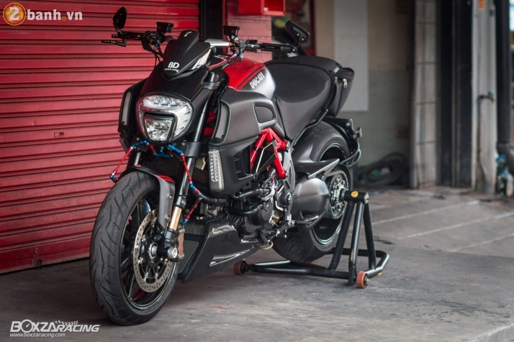 Ducati diavel carbon siêu sang trong bản độ red devils