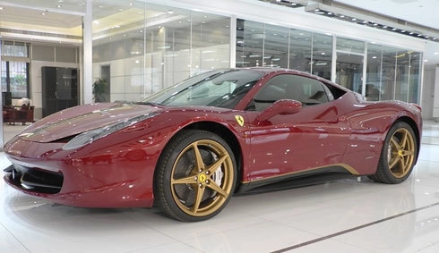  ferrari 458 italia in hình rồng 