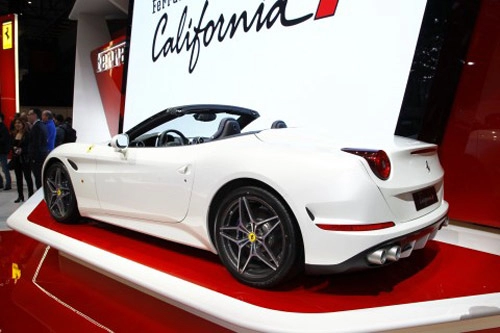 Ferrari california t siêu xe rẻ nhất trình làng