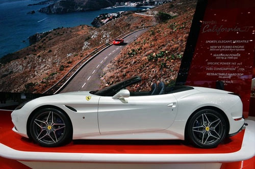 Ferrari california t siêu xe rẻ nhất trình làng