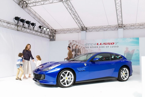 Ferrari gtc4lusso t siêu xe cho người trẻ tuổi